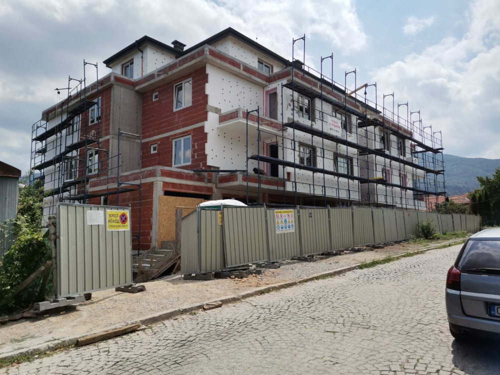 Apartment 8